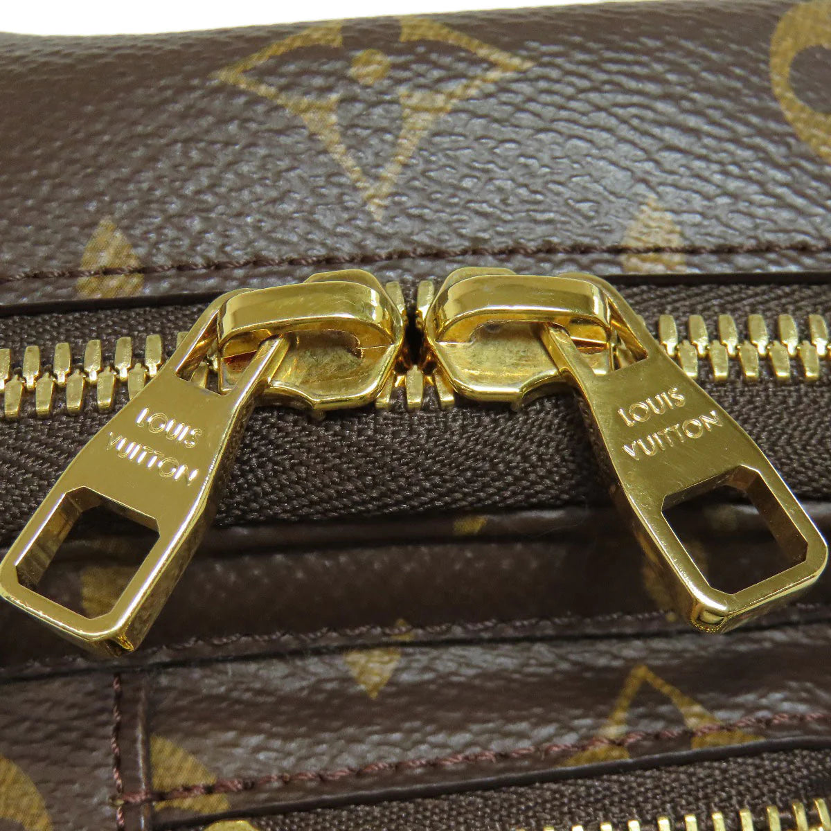 LOUIS VUITTON – Shoulder Bag  – 2021 100% Authentic ✨Excellent Pre-Owned