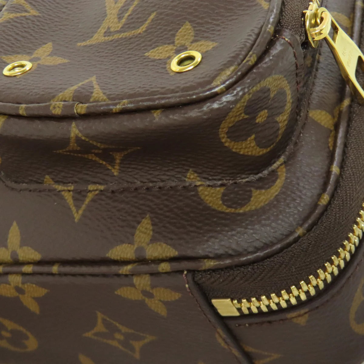 LOUIS VUITTON – Shoulder Bag  – 2021 100% Authentic ✨Excellent Pre-Owned