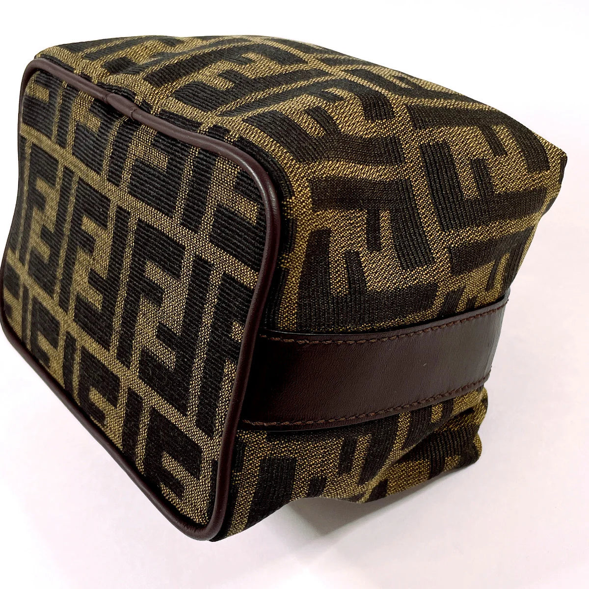 FENDI Zucca Vanity Bag by Silvia Venturini Fendi Circa 1999–2003 – 100% Authentic Pre-Owned Condition – A Rank ✨Very Good