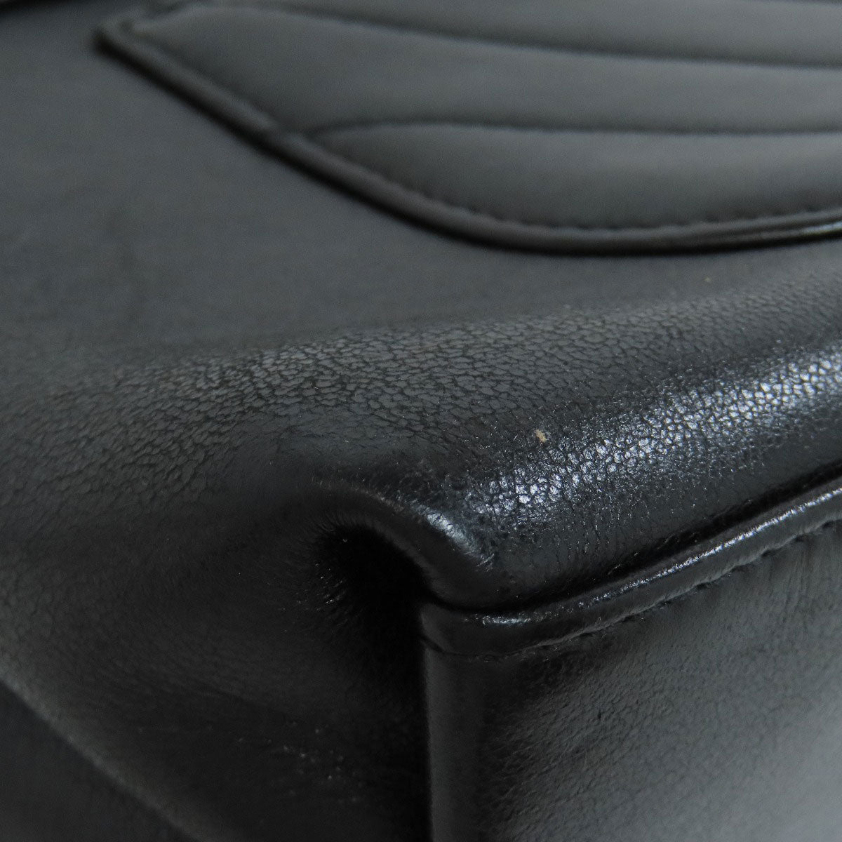 CHANEL – V-Stitch 2-Way Shoulder Bag – Black Lambskin with Gold-Tone Metal