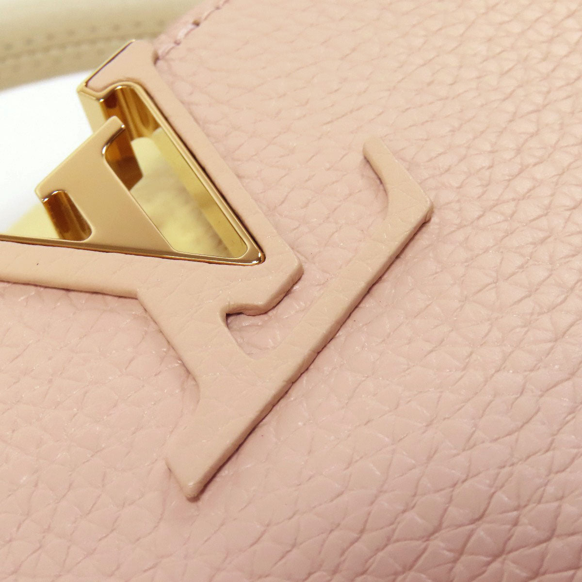 LOUIS VUITTON – Capucines BB Handbag– Taurillon Clemence Leather – 2020s – 100% Authentic ✨Chipped with an Integrated Circuit chip Pre-Owned