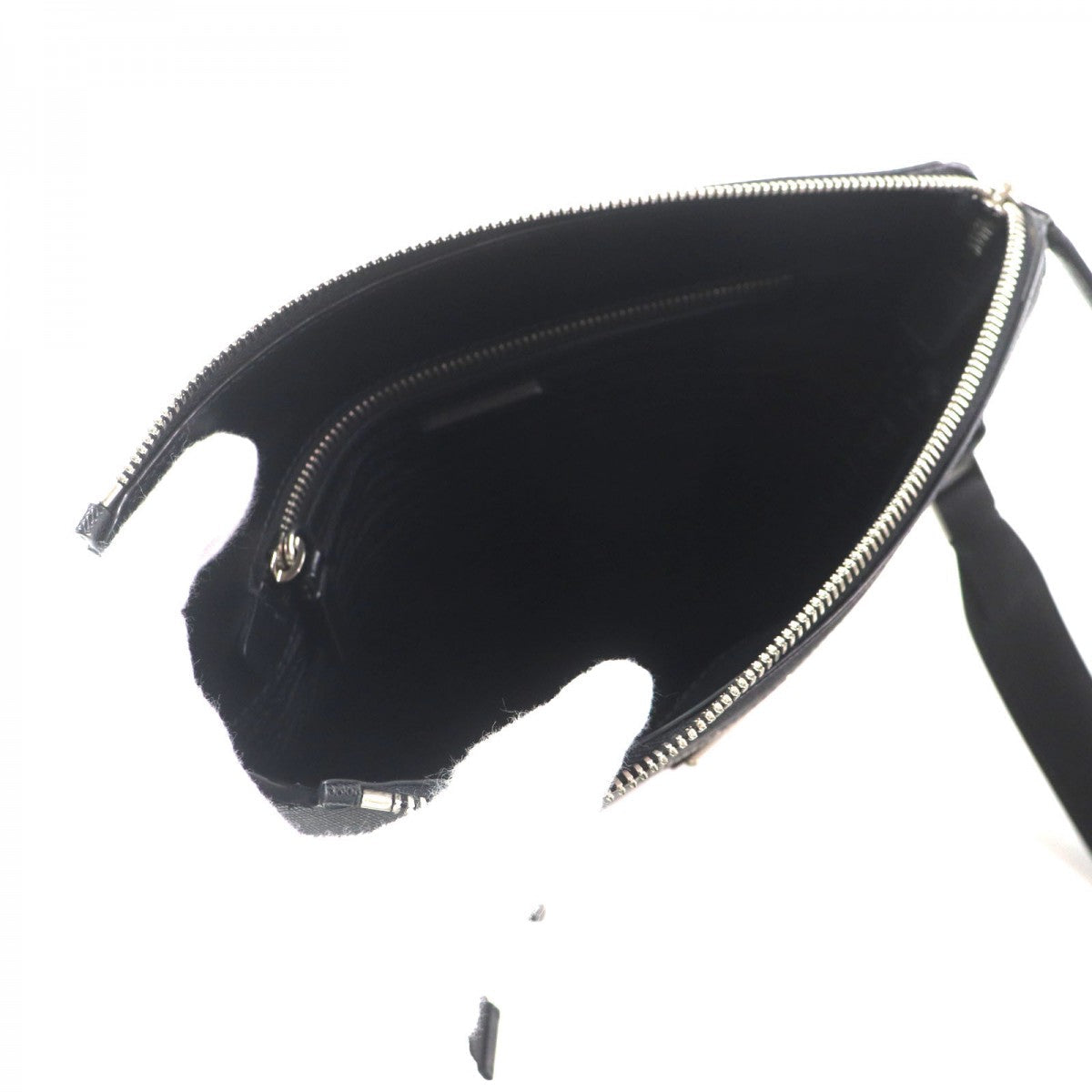PRADA Black Saffiano Leather – Men’s – 100% Authentic Pre-Owned ✨Near Unused Condition