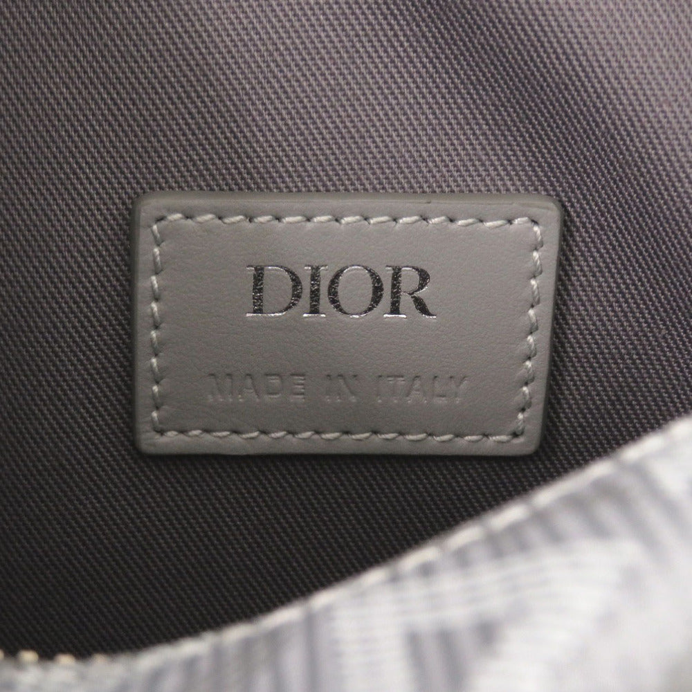 Christian Dior      Rango 22 Men’s.     Italy 100% Authentic ✨ Barely Used Pre-Owned Condition