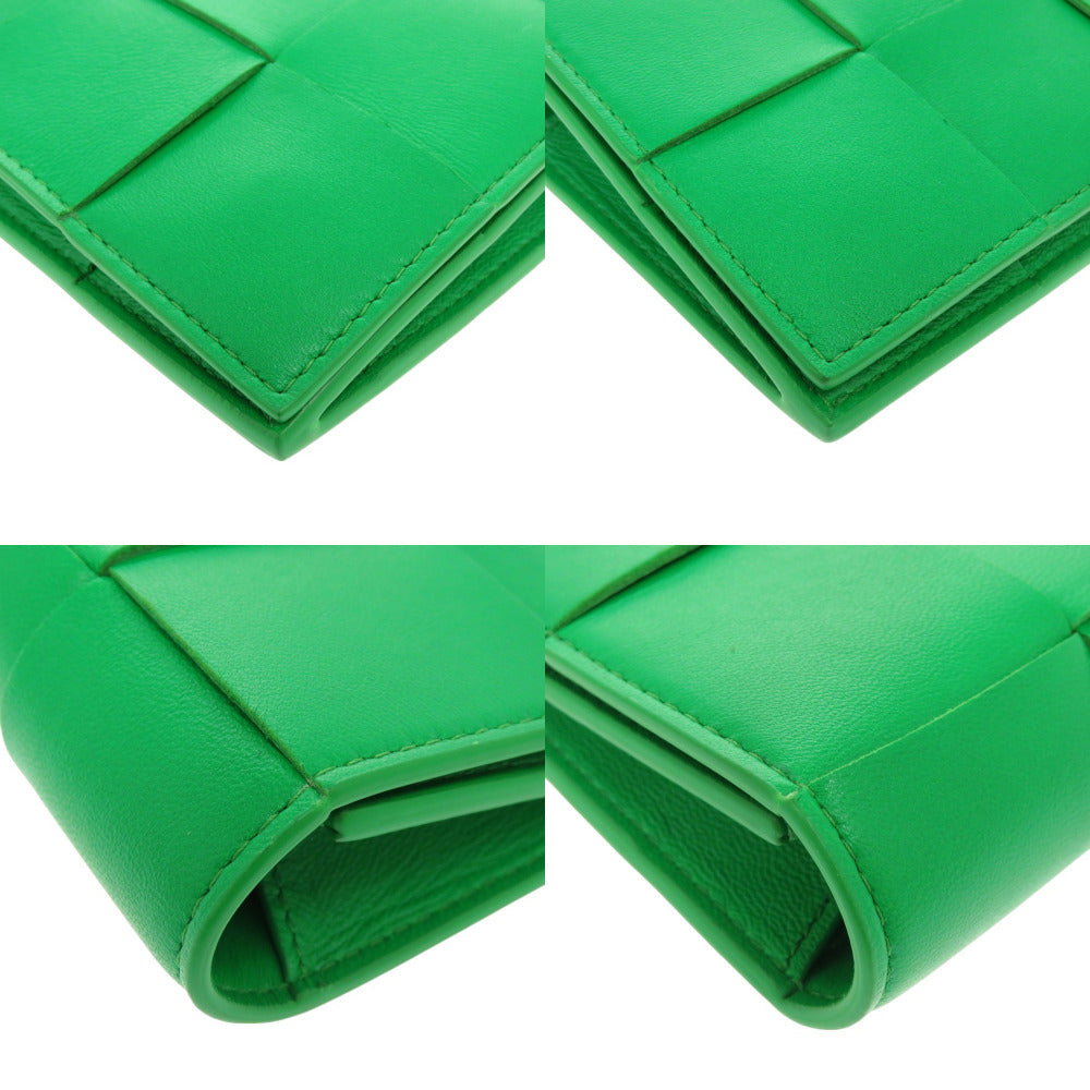 Bottega Veneta
Long Wallet /Purse/Clutch Maxi Intrecciato Parakeet Green 2021 100% Authentic ✨Hardly used, Pre-Owned excellent Co