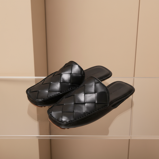 BOTTEGA VENETA – Black Leather Sandals – Size 37 (US 6) –