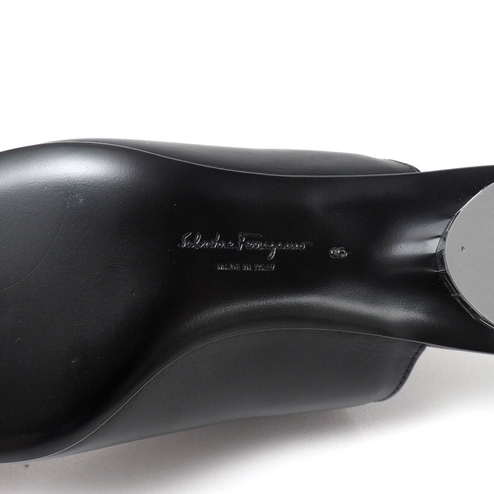 Salvatore Ferragamo – Mule – Black Leather – Size 8 – 100% Authentic Pre-Owned ✨Unused / Store Display Condition ~23% MSRP