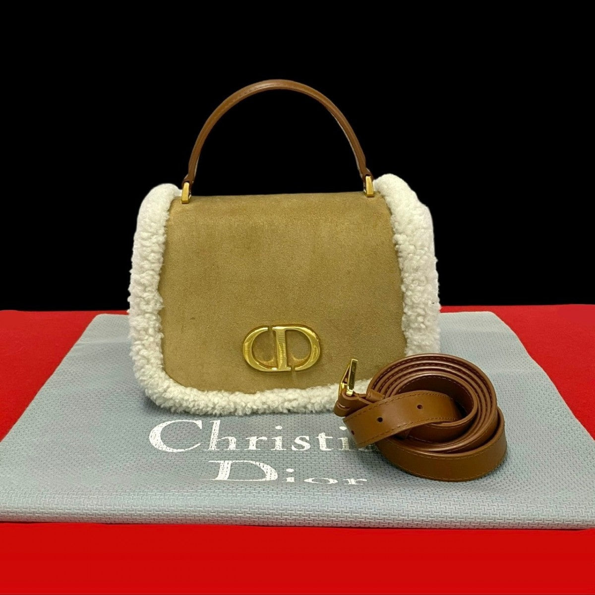 Dior – 30 Avenue Montaigne Mouton Suede & Leather – 100% Authentic ✨Excellent Pre-Owned, Barely Used Condition ~26 % MSRP