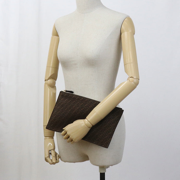 FENDI AFIS Slim Clutch(•	AFIS → the material/finish code (in this case, brown leather, slim cut)Clutch Medium Flat 100% Authentic ✨ Excellent Pre-Owned ✨Unused ~25% MSRP