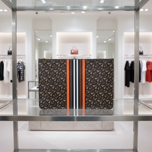 Burberry              Clutch TB Logo