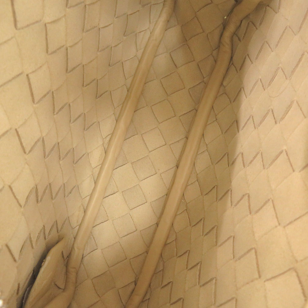 Bottega Veneta Intrecciato 100% Authentic ✨ Near Unused / Excellent Pre Owned Condition ~ 23 % MSRP