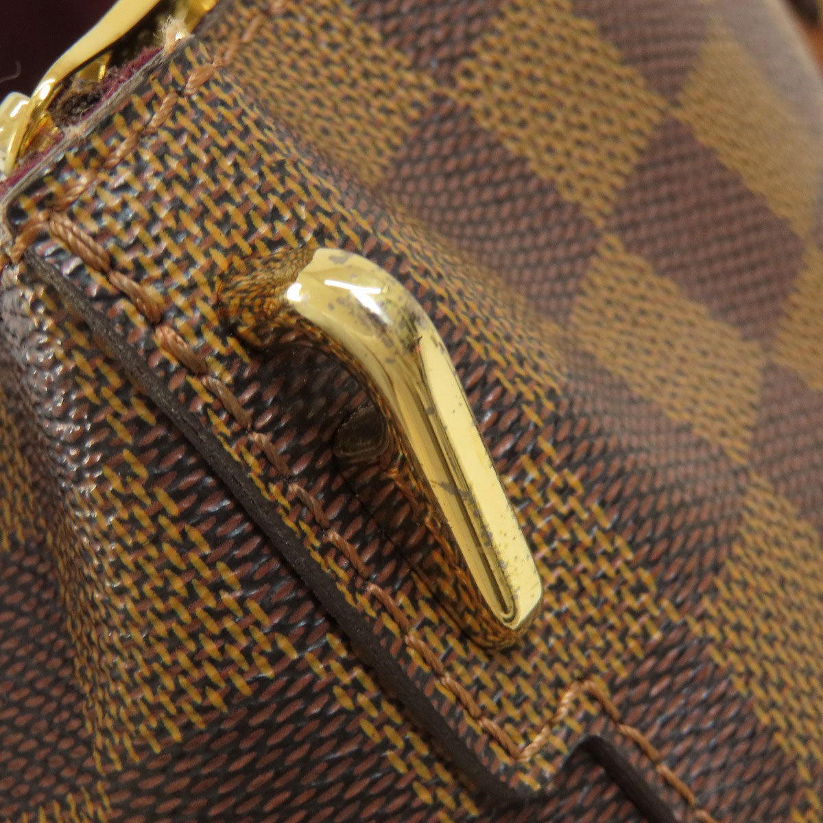 Louis Vuitton    Belmont Damier Ebene                    100% Authentic     ✨Very Good Pre-Owned Condition ~44
% MSRP