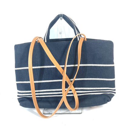CHANEL Denim Tote CC Coco Mark Early 2000s Cruise Collection – Designed by Karl Lagerfeld – Made in Italy – Authentic Pre-Owned ✨Near-New