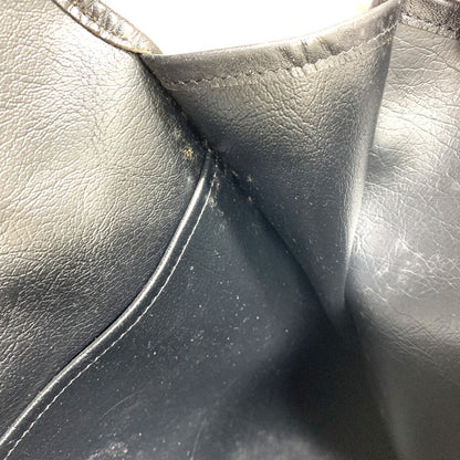 Burberry
Clutch logo 100% Authentic ✨Very Good Pre Owned Condition