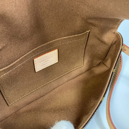 LOUIS VUITTON Pochette Marrell by Marc Jacobs – 2003 –100% Authentic Pre-Owned ✨Good Vintage Condition