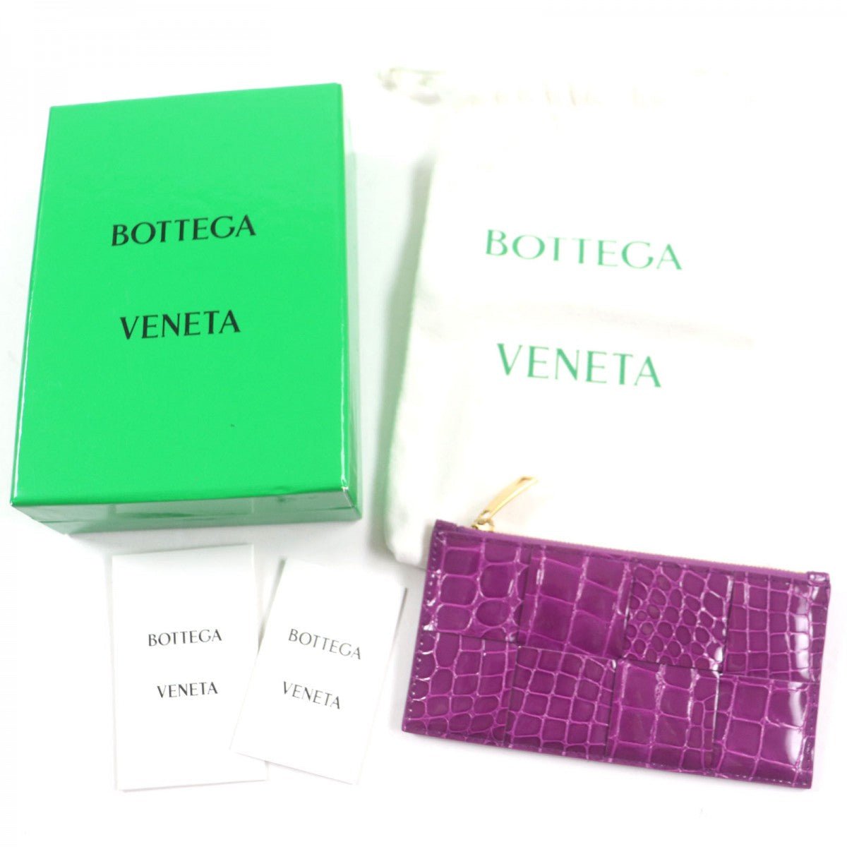 Bottega Veneta 00028928 Cassette Long Zipper Card Case – Purple Patent Leather by Daniel Lee, Circa 2020, Made in Italy - LLUXE.CA