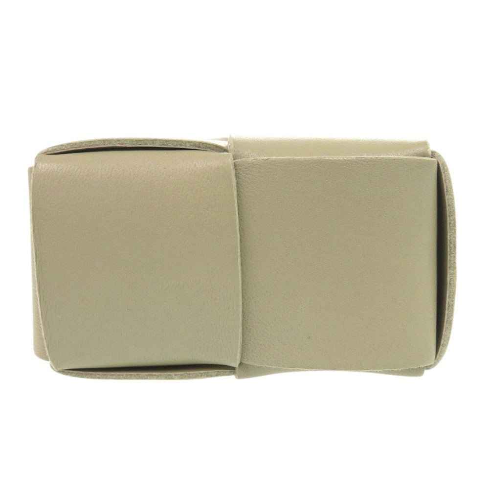 BOTTEGA VENETA – Cassette Phone Pouch – Model No. 7D1197LL5R15 – Designed in Italy – 100% Authentic Pre - Owne - LLUXE.CA