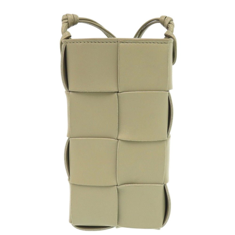 BOTTEGA VENETA – Cassette Phone Pouch – Model No. 7D1197LL5R15 – Designed in Italy – 100% Authentic Pre - Owne - LLUXE.CA