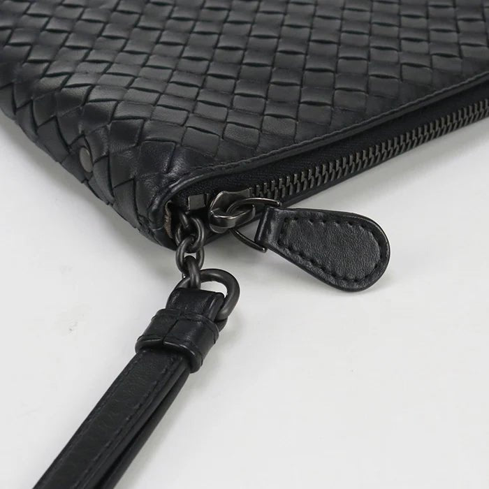BOTTEGA VENETA – INTRECCIATO Clutch Bag – Black Leather – Tomas Maier – Circa 2016 – 100% Authentic Pre - Owned - LLUXE.CA