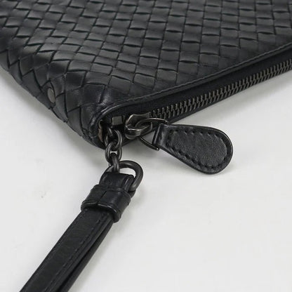BOTTEGA VENETA – INTRECCIATO Clutch Bag – Black Leather – Tomas Maier – Circa 2016 – 100% Authentic Pre - Owned - LLUXE.CA