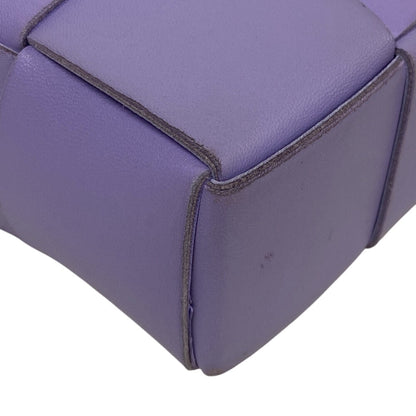 BOTTEGA VENETA – Maxi Intrecciato Cassette 2WAY Bag – Model No. Z0008901 – Designed by Daniel Lee – 2020s – 100% Authentic Pre - Owned - LLUXE.CA