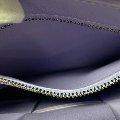 BOTTEGA VENETA – Maxi Intrecciato Cassette 2WAY Bag – Model No. Z0008901 – Designed by Daniel Lee – 2020s – 100% Authentic Pre - Owned - LLUXE.CA