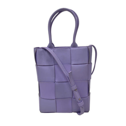 BOTTEGA VENETA – Maxi Intrecciato Cassette 2WAY Bag – Model No. Z0008901 – Designed by Daniel Lee – 2020s – 100% Authentic Pre - Owned - LLUXE.CA