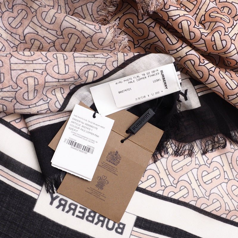 BURBERRY – Wool & Silk Shawl – Model No. 8027472 – Riccardo Tisci – c. 2021 – 100% Authentic Pre - Owned - LLUXE.CA