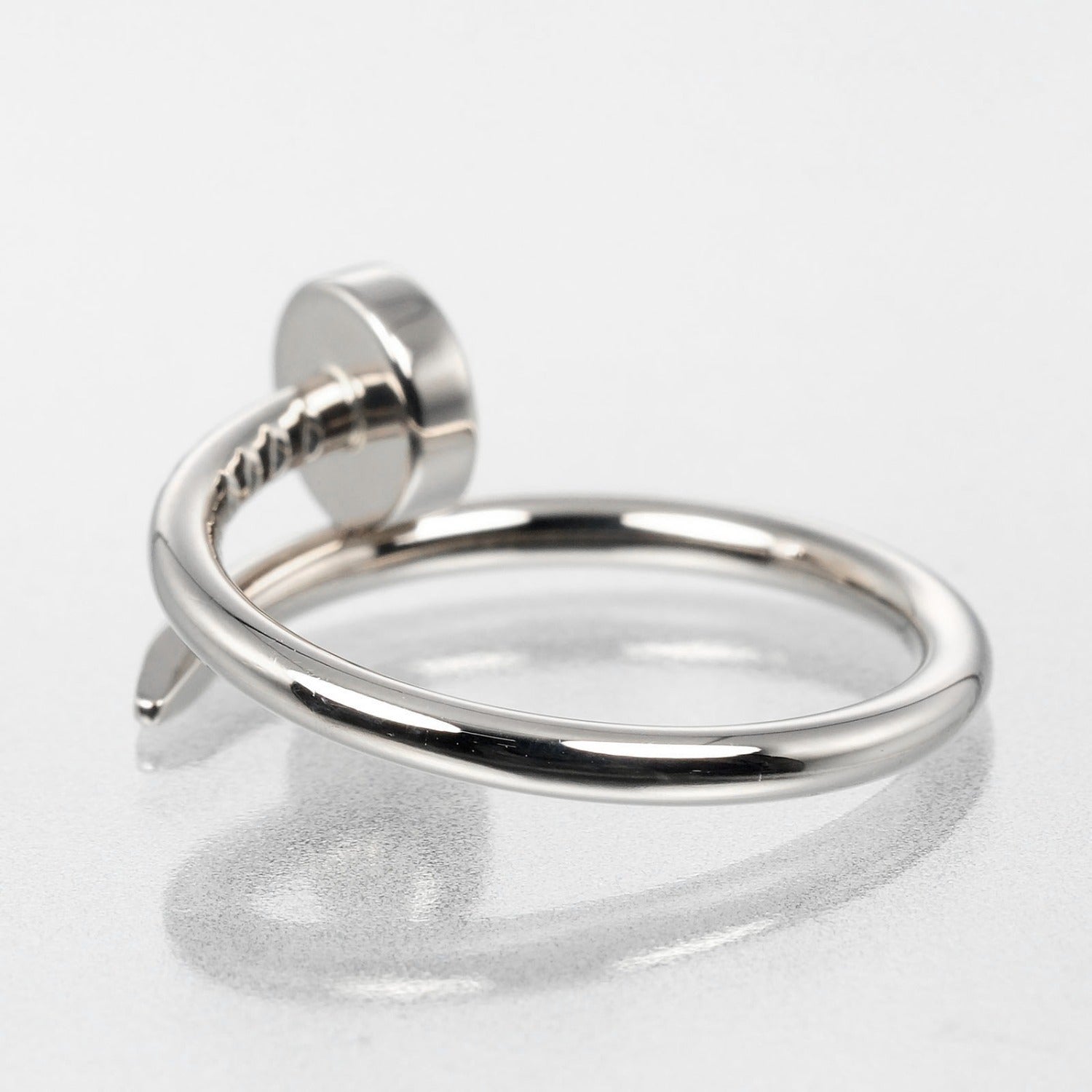 CARTIER – Juste un Clou Ring – Model No. KIG822 – Aldo Cipullo – Size 46 – 100% Authentic Pre - Owned - LLUXE.CA