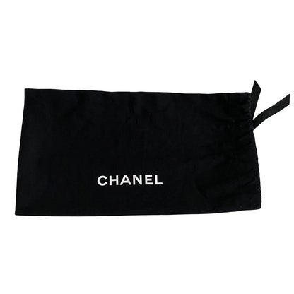 CHANEL Camera Bag in Fuchsia Lambskin with Gold - Tone COCO Mark – 27 Series – Circa 2019 – 100% Genuine & Authentic Pre - Owned Item No. 496a2039792 - LLUXE.CA