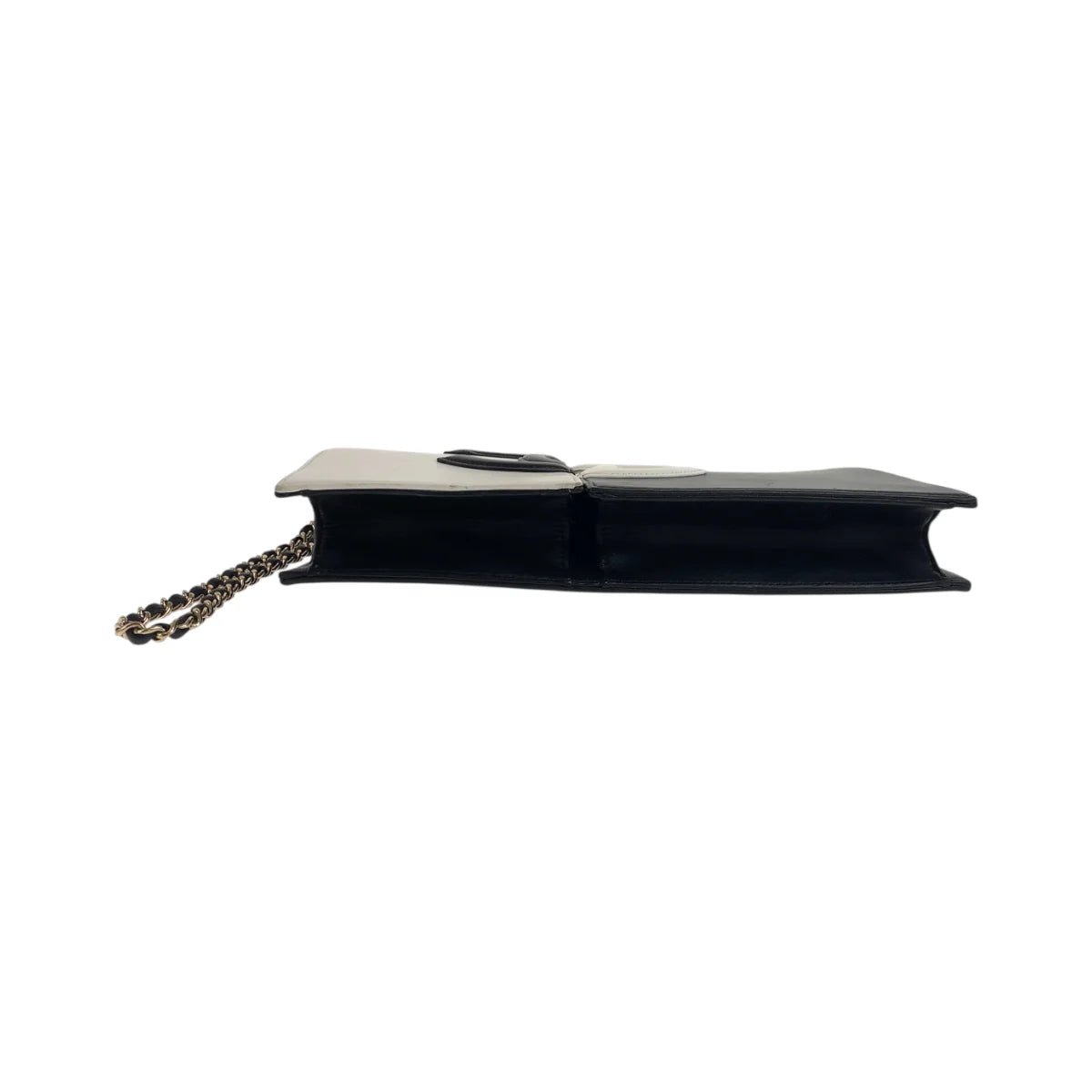 CHANEL – Clutch Bag / Business Bag – COCO Mark – Karl Lagerfeld – Circa 2018 – 100% Authentic Pre - Owned ItemNo.503964 - LLUXE.CA