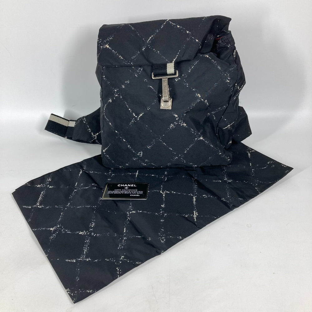 CHANEL Old Travel Line Backpack wMN - 241222 - 13 in Black Nylon – From the Ligne de Voyage Collection by Karl Lagerfeld (Circa Early 2000s) – Pre - Owned in Excellent Condition, 100% Authentic - LLUXE.CA