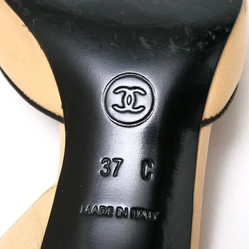 CHANEL – Pumps – Beige with Black Cap Toe – Karl Lagerfeld – Circa 2017 – 100% Authentic Pre - Owned - LLUXE.CA