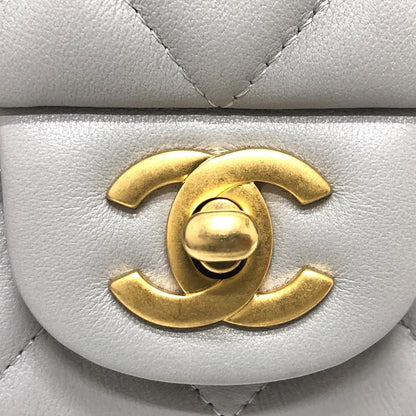 CHANEL – Shoulder Bag – Matrasse – Karl Lagerfeld – 2018 – 100% Authentic Pre - Owned Item No.: 3823 - 23389 - 1 - LLUXE.CA