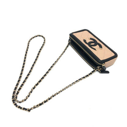 CHANEL – Wallet on Chain / CC Filigree – Model No. A84450 – Karl Lagerfeld – 2019 – 100% Authentic Pre - Owned Item No.: 31782 - 24723 - 5 - LLUXE.CA