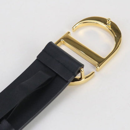 　　CHRISTIAN DIOR – Leather Belt with Gold CD Buckle – No. usdcd94248011 – Maria Grazia Chiuri – 2020s – 100% Authentic Pre - Owned The total length of the belt is approximately 35.8 inches, which typically corresponds to a US size 28–30 in women’s belt size - LLUXE.CA