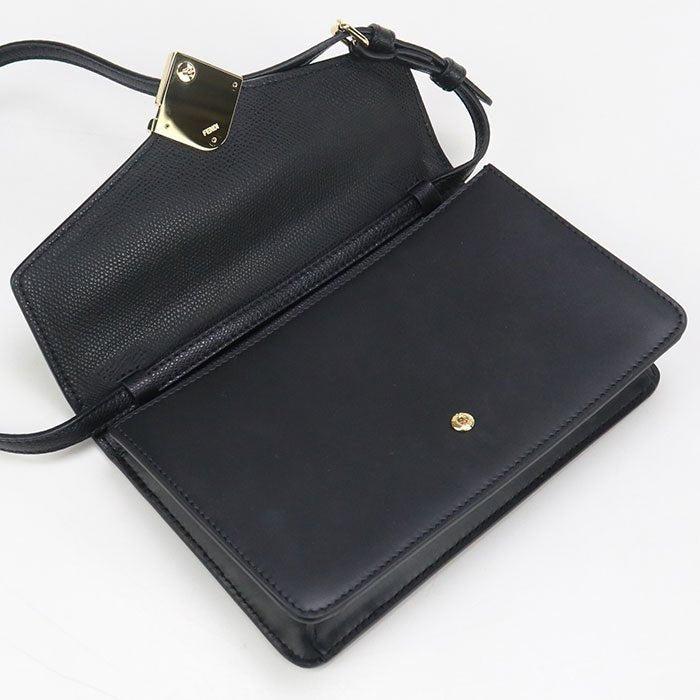 FENDI – Chain Wallet – Model No. FE88615 – FF Diamond – Silvia Venturini Fendi – 2020 – 100% Authentic Pre - Owned Item No:usdfe88615011 　　 　　 - LLUXE.CA