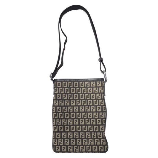 FENDI – Shoulder Bag / Pochette – Serial No. 995094 – Karl Lagerfeld – Early 2000s – 100% Authentic Pre - Owned Item No. 500076 my - LLUXE.CA