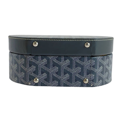 Goyard 504138 Alto Hat Box Trunk Bag in Goyardine Herringbone Canvas – Pre - Owned, 100% Authentic (Genuine), Circa 2010, Vintage, Designed by Pierre - François Martin - LLUXE.CA