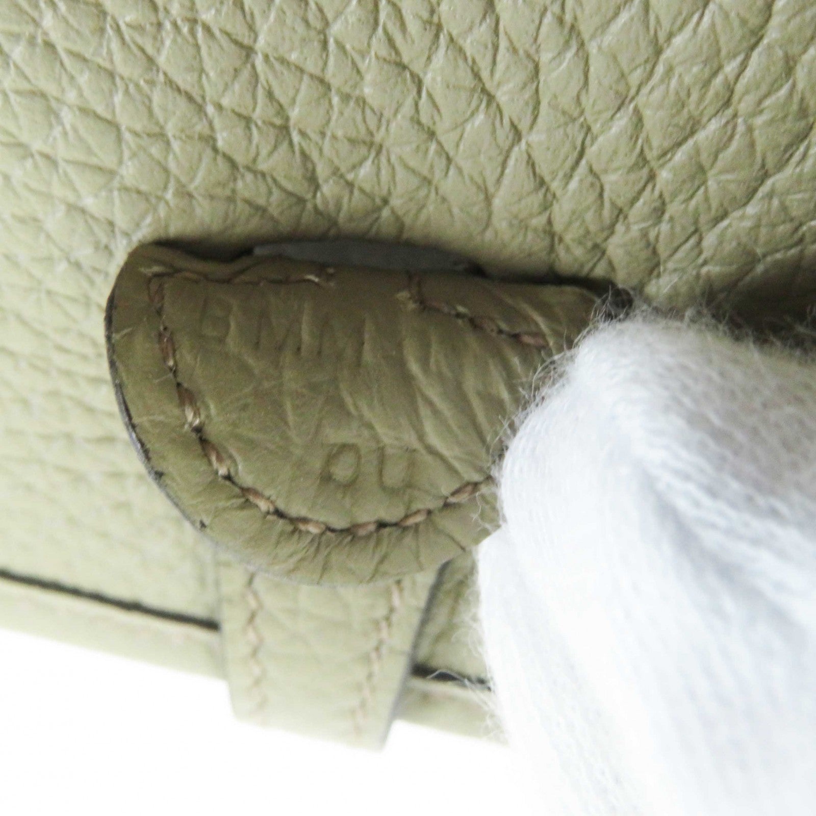 HERMÈS 00020777 Evelyne TPM Taurillon Clémence Leather – Pre - Owned, 100% Authentic Alpha (2020) – The Evelyne TPM’s compact, hands - free design is in high demand, aligning with today’s mini bag trend. Despite being pre - owned, it retains strong value - LLUXE.CA