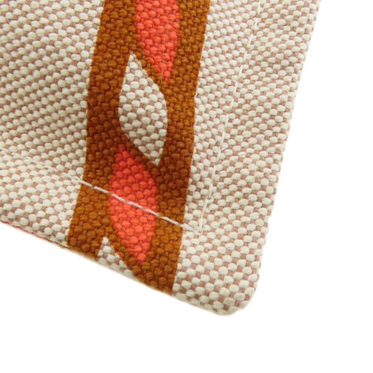 HERMÈS – Accessory Pouch – Model No. 75714355 – Maison Hermès – Year Unknown – 100% Authentic Pre - Owned - LLUXE.CA