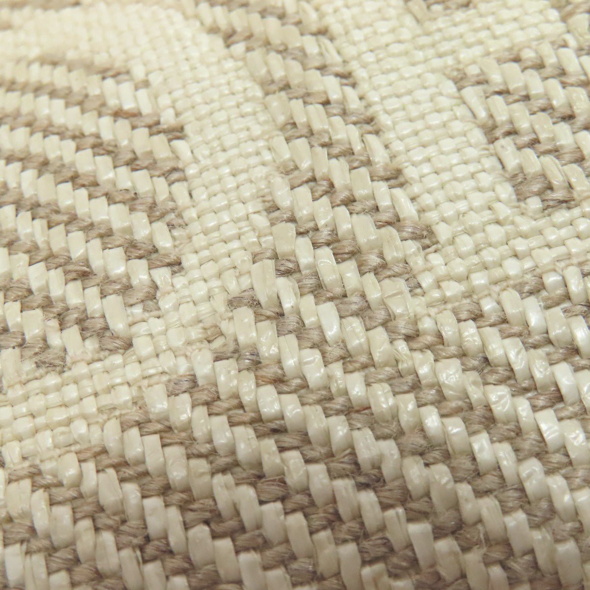 LOEWE – Font Tote Small – Item No. 75623002 – Jonathan Anderson – 2023 – Raffia, Jacquard Canvas – 100% Authentic Pre - Owned Item No. 75623002 - LLUXE.CA