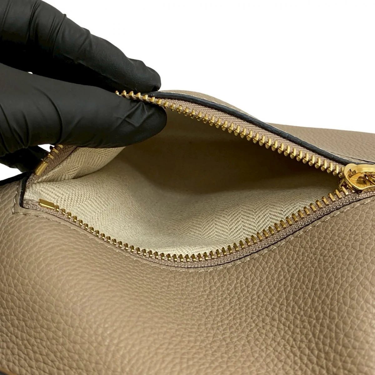 LOEWE – Shoulder Bag – Puzzle Small – Jonathan Anderson – 2023 – 100% Authentic Pre - Owned - LLUXE.CA