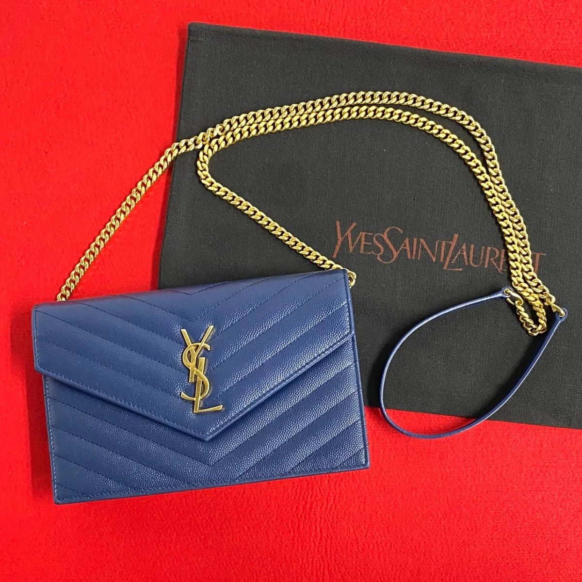 SAINT LAURENT – Envelope Wallet Bag – YSL Logo Metal – Designed by Anthony Vaccarello – 2019 – 100% Authentic Pre - Owned Item No.: 250116pgh89 - 7 - LLUXE.CA