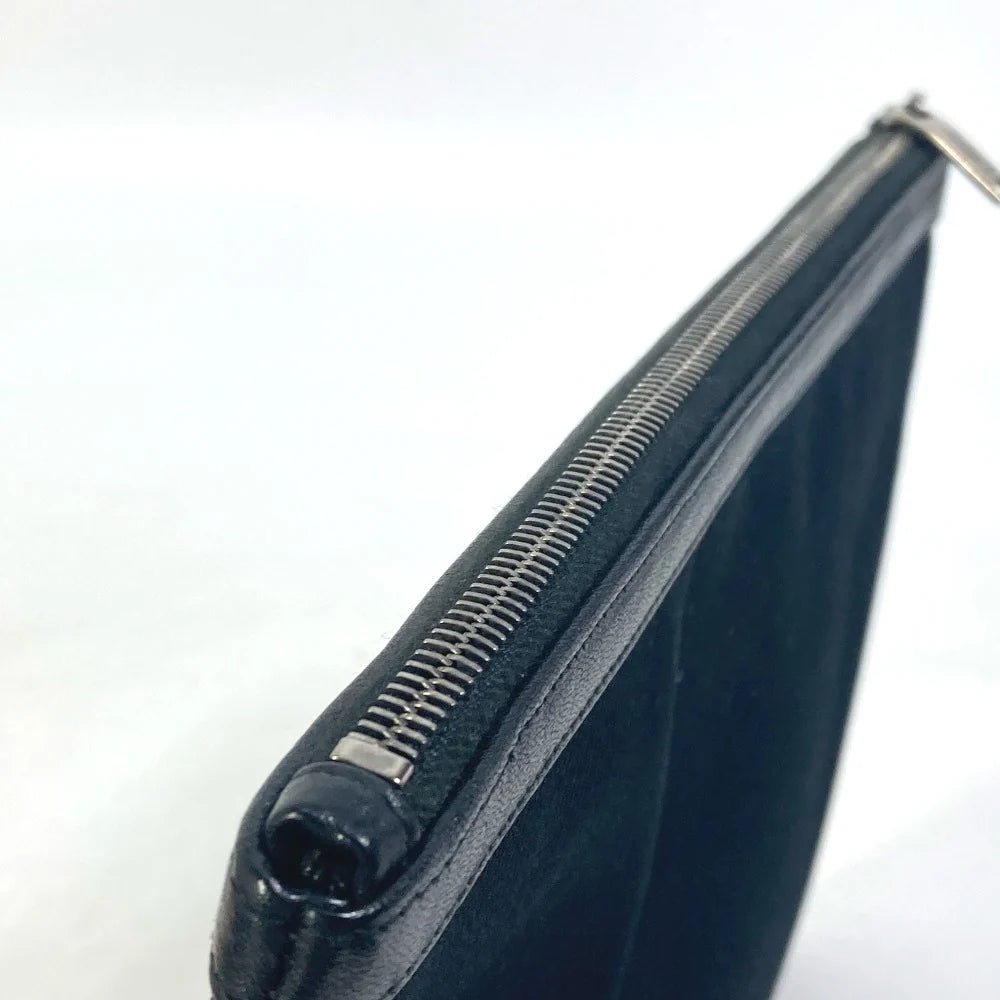 SAINT LAURENT PARIS – Clutch Bag – 581369 – Rive Gauche – Designed by Anthony Vaccarello – 2019 – 100% Authentic Pre - Owned Item No.: 115809 - 22216 - 9 - LLUXE.CA
